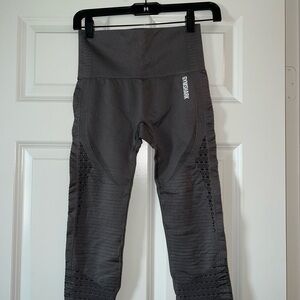 Gymshark Cropped Gray Leggings